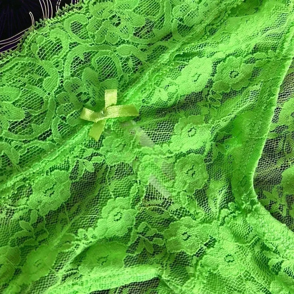 Xhileration Womens/Juniors PANTIES Hipsters SIZE M NWT Green Lace - Picture 4 of 7